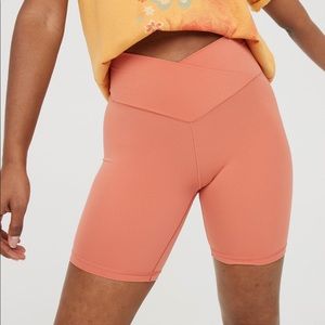 aerie crossover 7” bike short